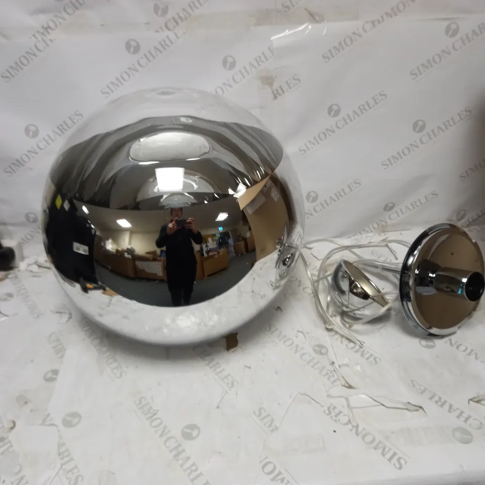 TOM DIXON MIRROR BALL