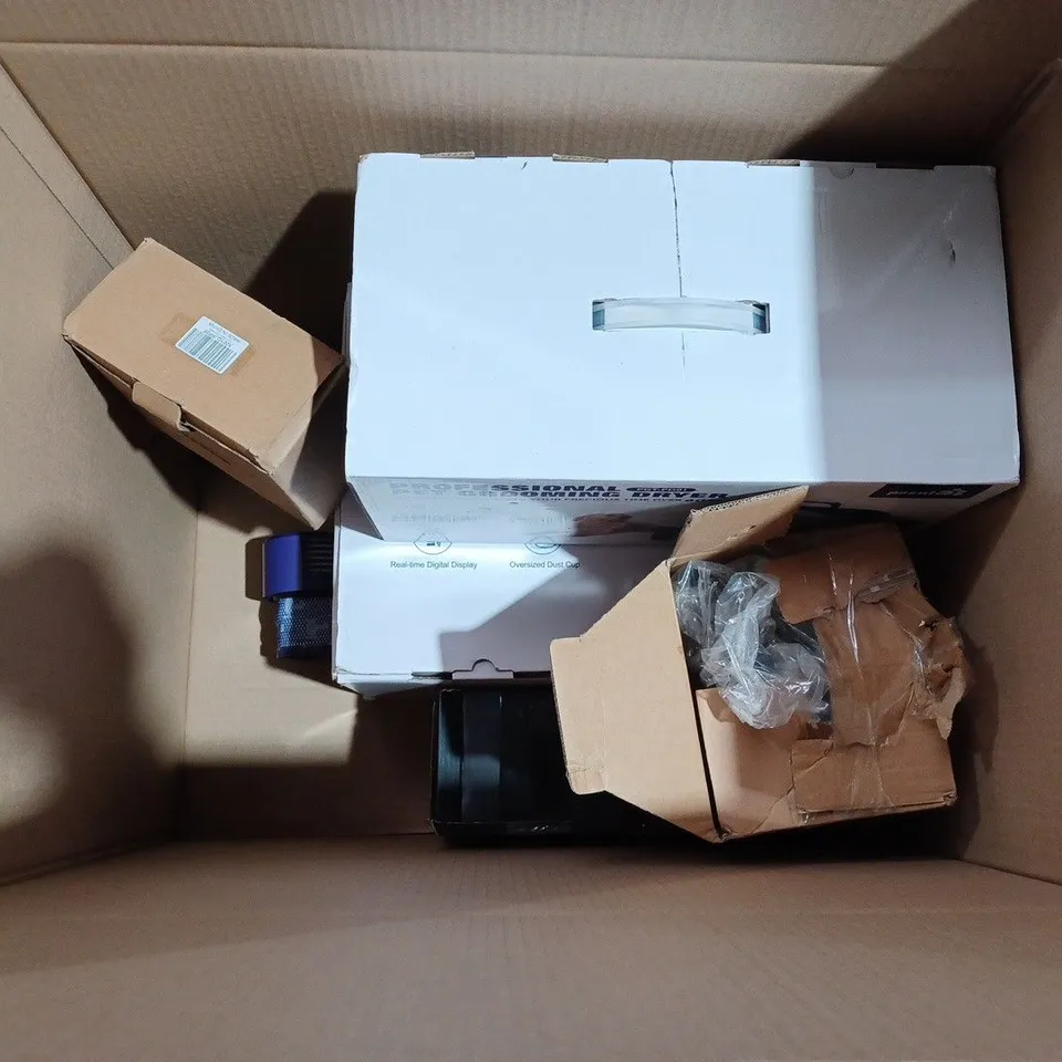 BOX OF APPROX 5 ITEMS TO INCLUDE - HONITURE S12 CORDLESS VACUUM CLEANER - PROFESSIONAL PET GROOMING DRYER - HYGRO THERMOMITER ECT