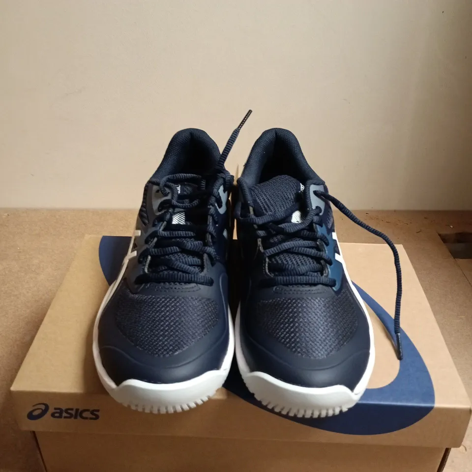BOXED PAIR OF ASICS GAME FF WOMEN'S RUNNING SHOES MIDNIGHT/WHITE (US 9, UK 7)