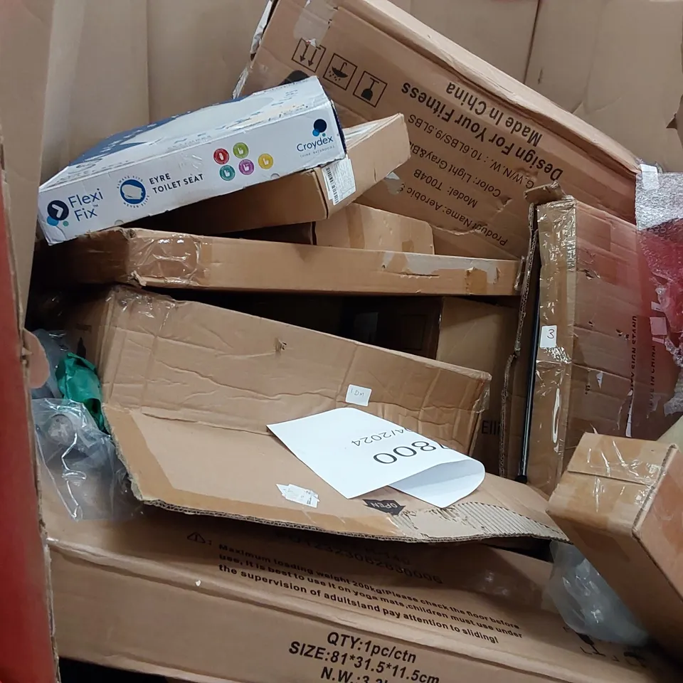 PALLET OF ASSORTED ITEMS INCLUDING: OFFICE CHAIR, SHOWER MIXER, RUG, RETRACTABLE SAFETY GATE, WICKER BASKET 