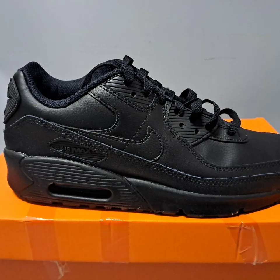 BOXED NIKE AIR MAX 90 GS IN BLACK - UK 6 