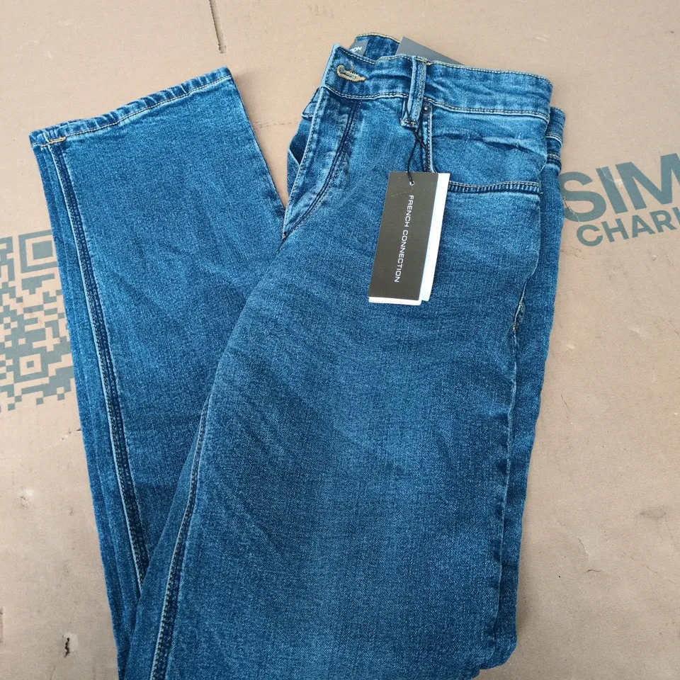 FRENCH CONNECTION STRAIGHT FIT JEANS IN BLUE - W30/L32
