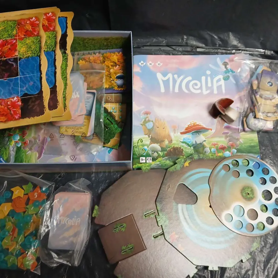 MYCELIA BOARD GAME – RAVENSBURGER, DESIGNED BY DANIEL GREINER