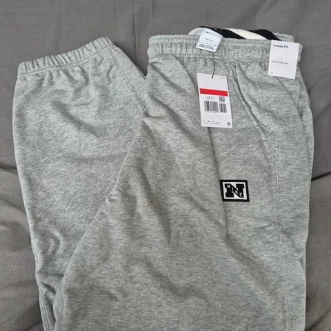 NIKE MENS LOOSE FIT JOGGERS IN GREY - LARGE