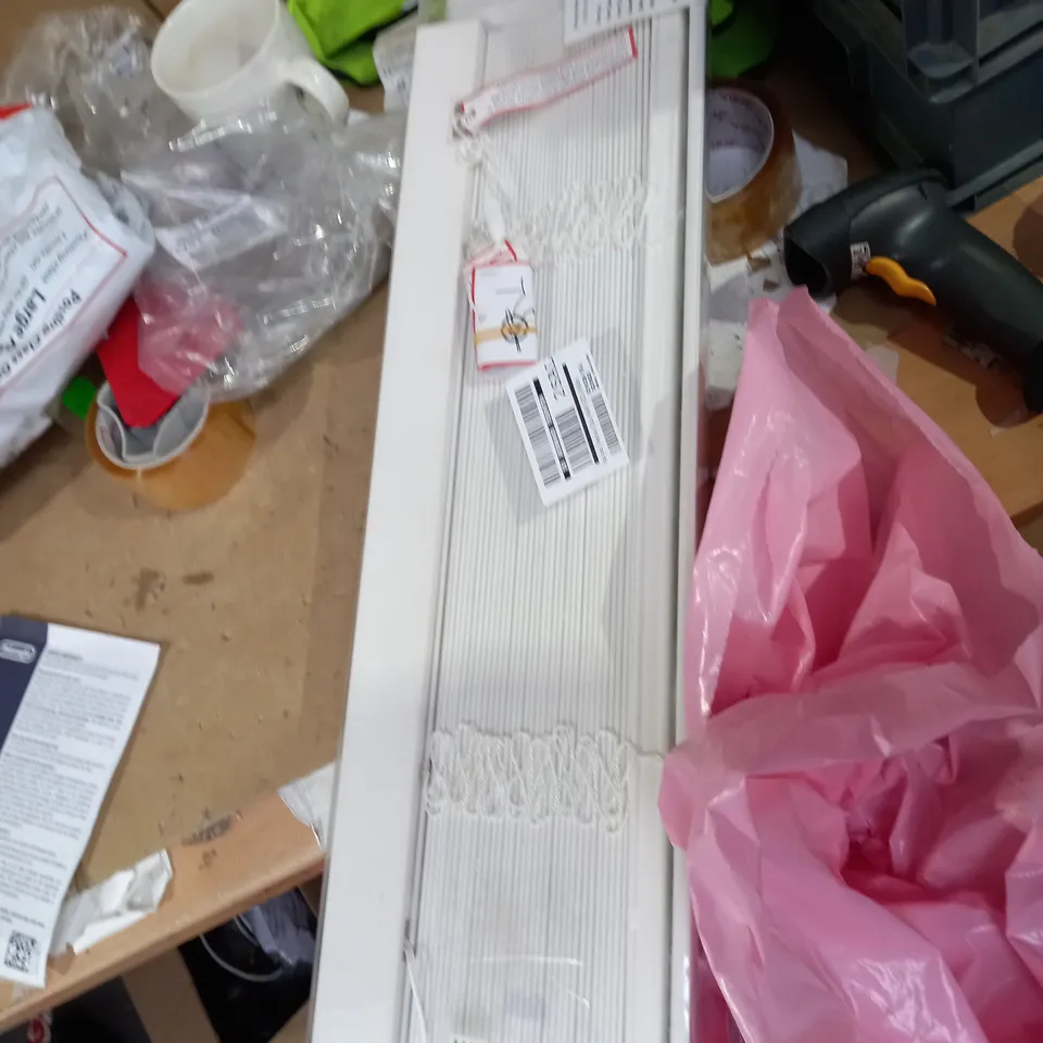 FAUX WOOD VENETIAN BLIND 60X160