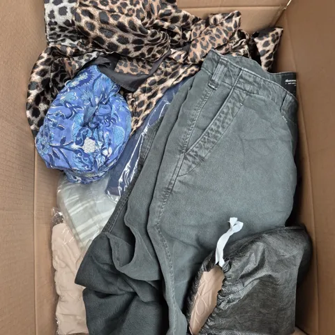 LARGE BOX OF ASSORTED CLOTHING ITEMS IN VARIOUS SIZES, STYLES AND COLOUR 