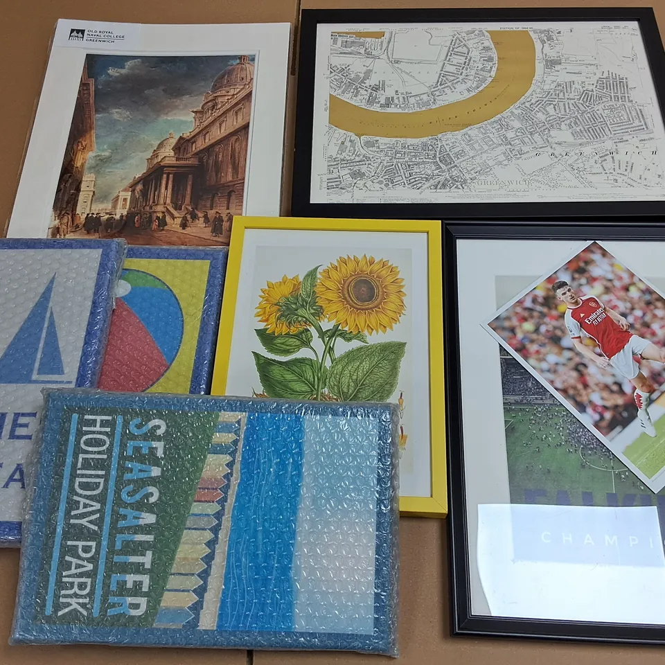 LOT OF ASSORTED ART PIECES TO INCLUDE FRAMED PAINTING PRINT AND SLOGAN WALL ART IN VARIOUS MEDIUMS 