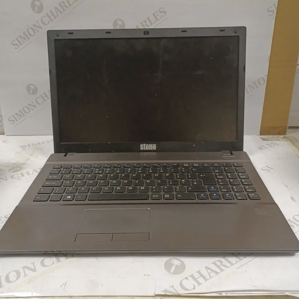 STONE NT310-H 15.6" LAPTOP