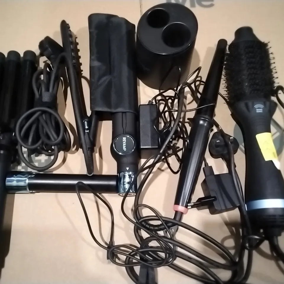 LOT OF APPROXIMATELY 20 ASSORTED UNBOXED HAIR CARE APPLIANCES 