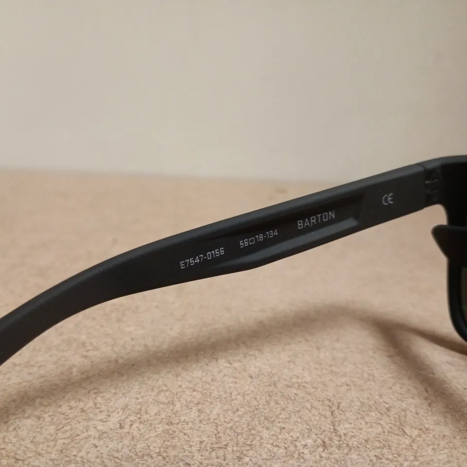 ROKA BARTON 2.0 PROTECTIVE SUNGLASSES – MATTE BLACK, DARK CARBON, POLARISED 12% (CAT 3)