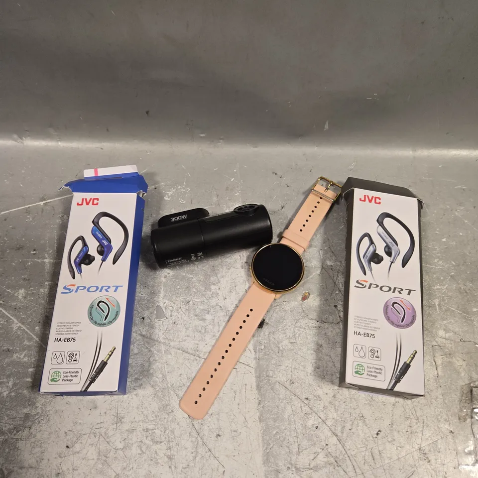 APPROXIMATELY 10 ASSORTED ELECTRICAL PRODUCTS TO INCLUDE EARPHONES, DASH CAM, SMART WATCH 