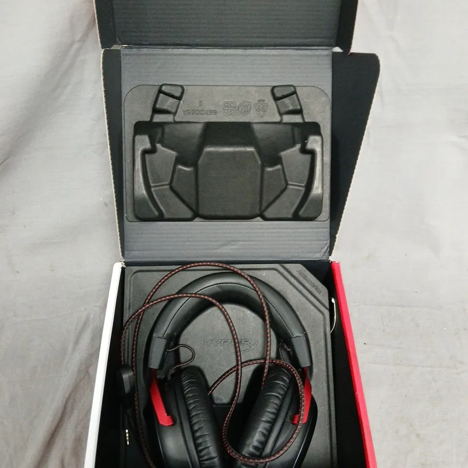 HYPERX CLOUD III WIRED GAMING HEADSET - PC | MAC | XBOX | PS4 | PS5 | SWITCH | MOBILES - BLACK & RED