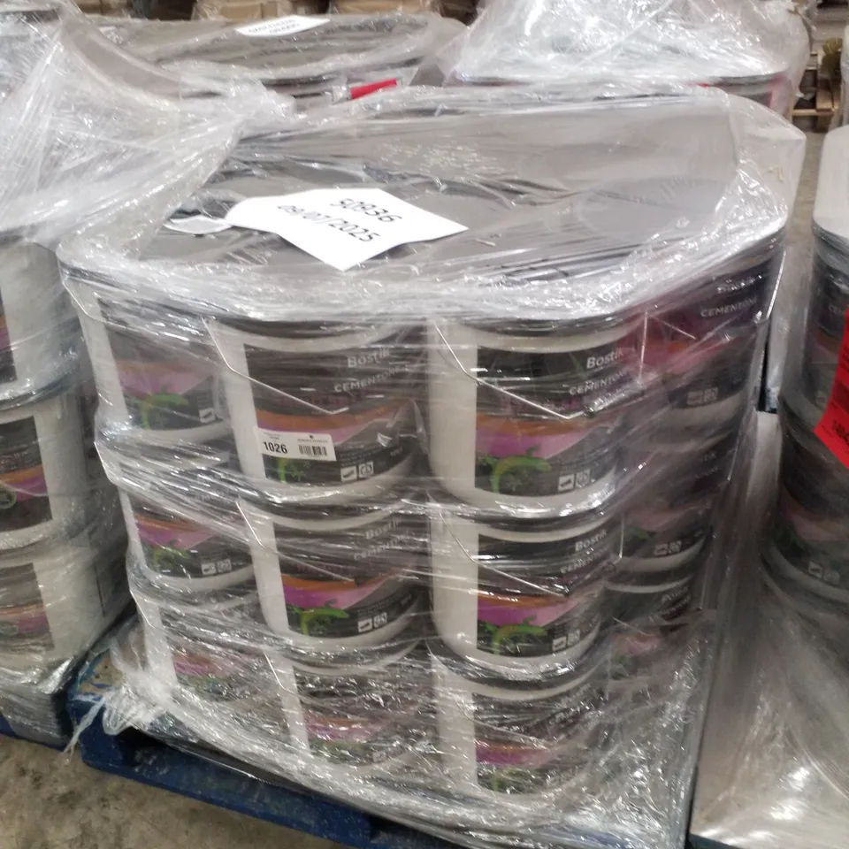 PALLET CONTAINING APPROXIMATELY 45 BUCKETS OF BOSTIK CEMENTONE RAPID SETTING WATERPROOF CEMENT 10KG