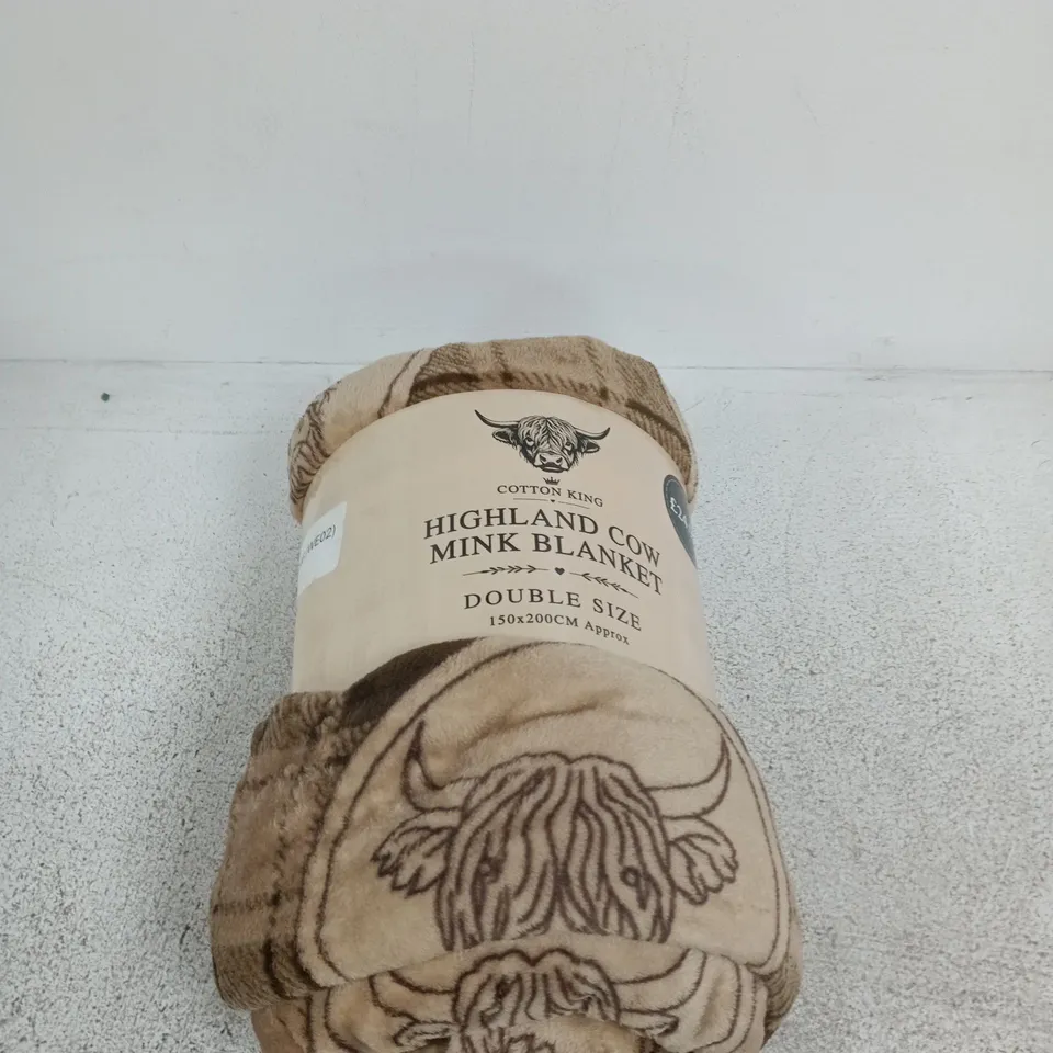 COTTON KING HIGHLAND COW MINK BLANKET – DOUBLE SIZE (150 X 200 CM)