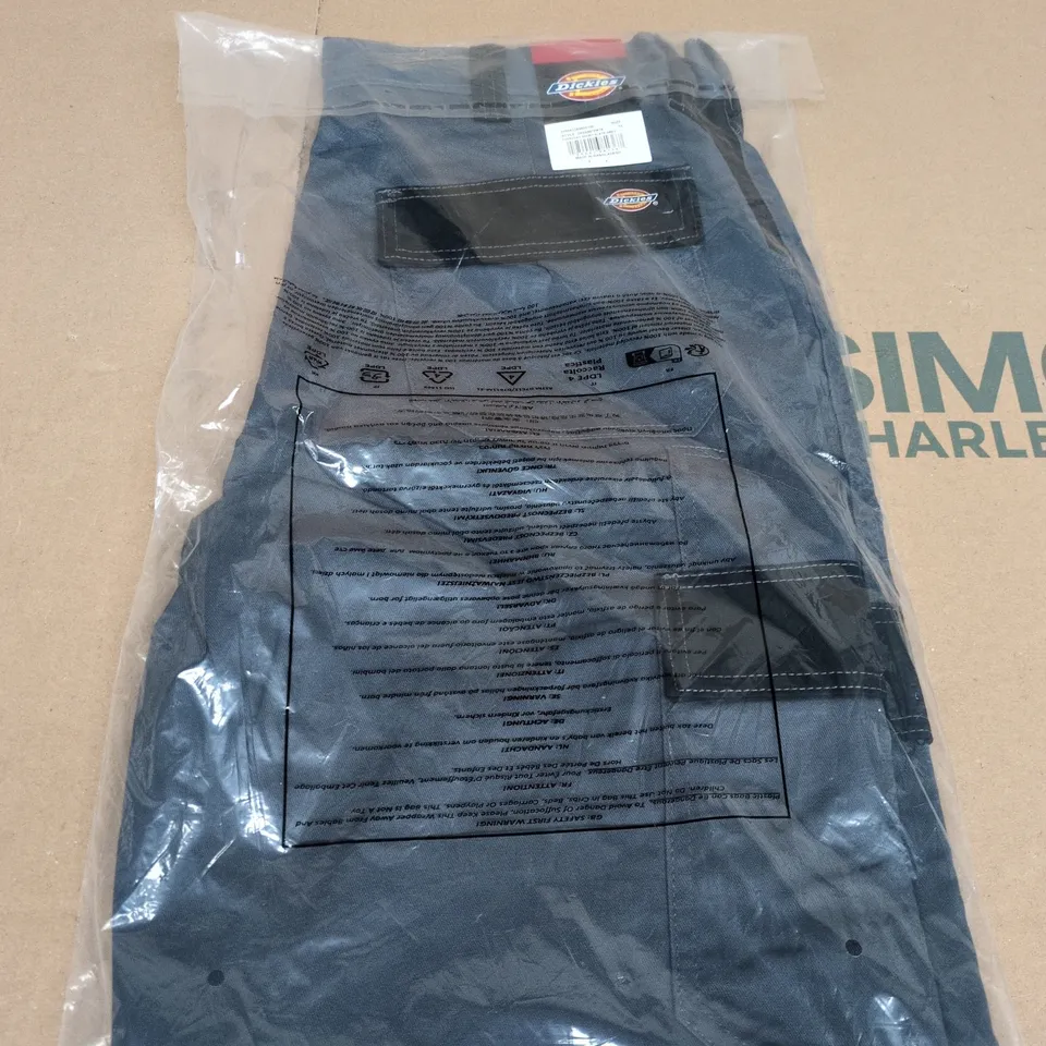 DICKIES EVERYDAY SHORT SLATE GREY – UK 32