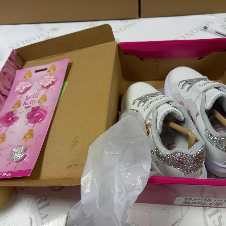 LELLI KELLY STELE JNR WHITE MAN MADE SIZE- UK 9