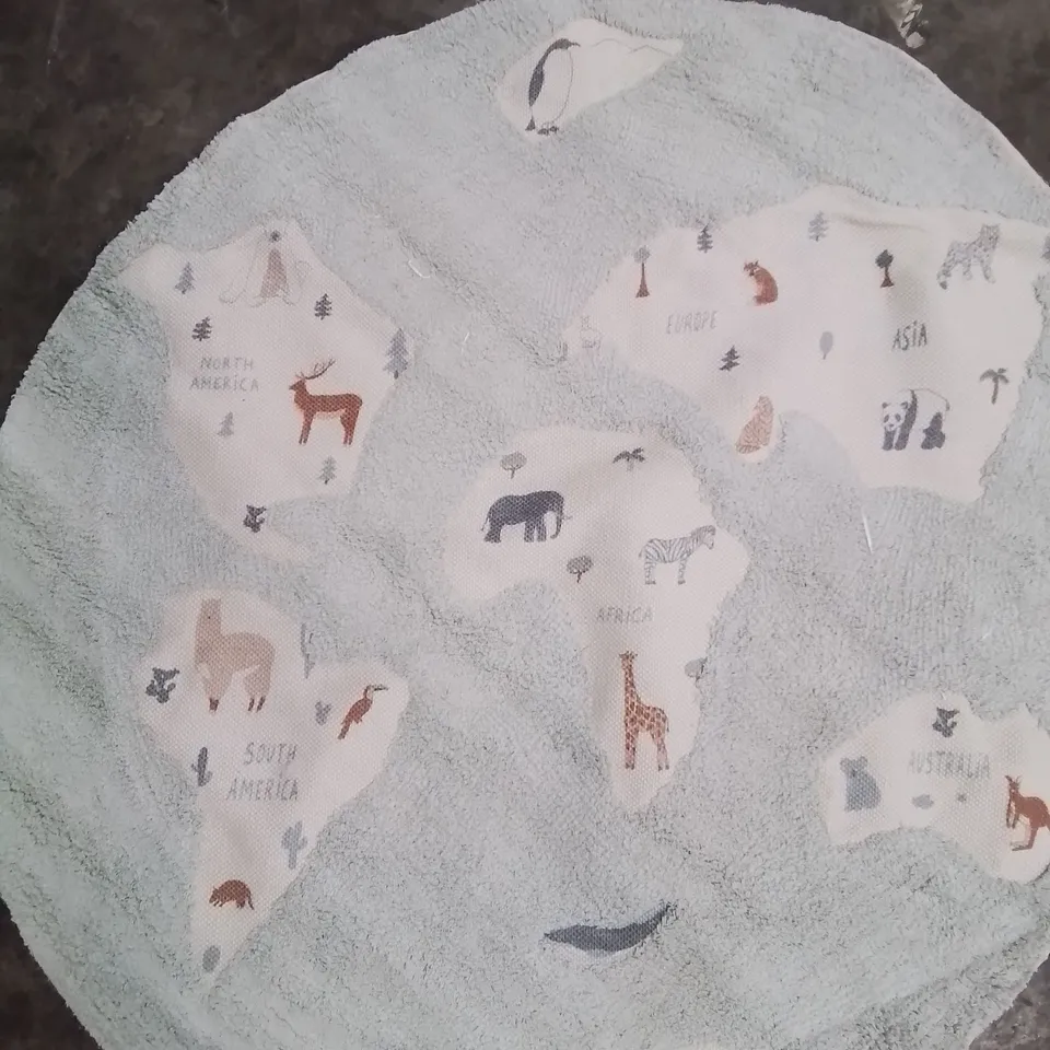 WORLD MAP WASHABLE CHILDREN'S RUG IN SIZE 120X120 ROUND
