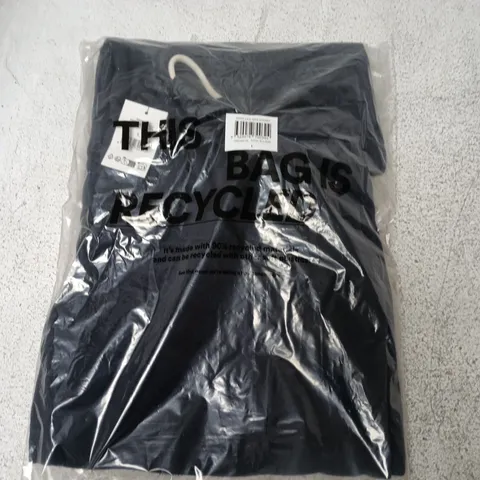 APPROXIMATELY 10 BAGGED WIDE LEG SWEATPANTS IN NAVY IN VARIOUS SIZES