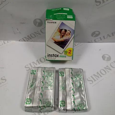 FUJIFILM INSTAX MINI INSTANT FILM