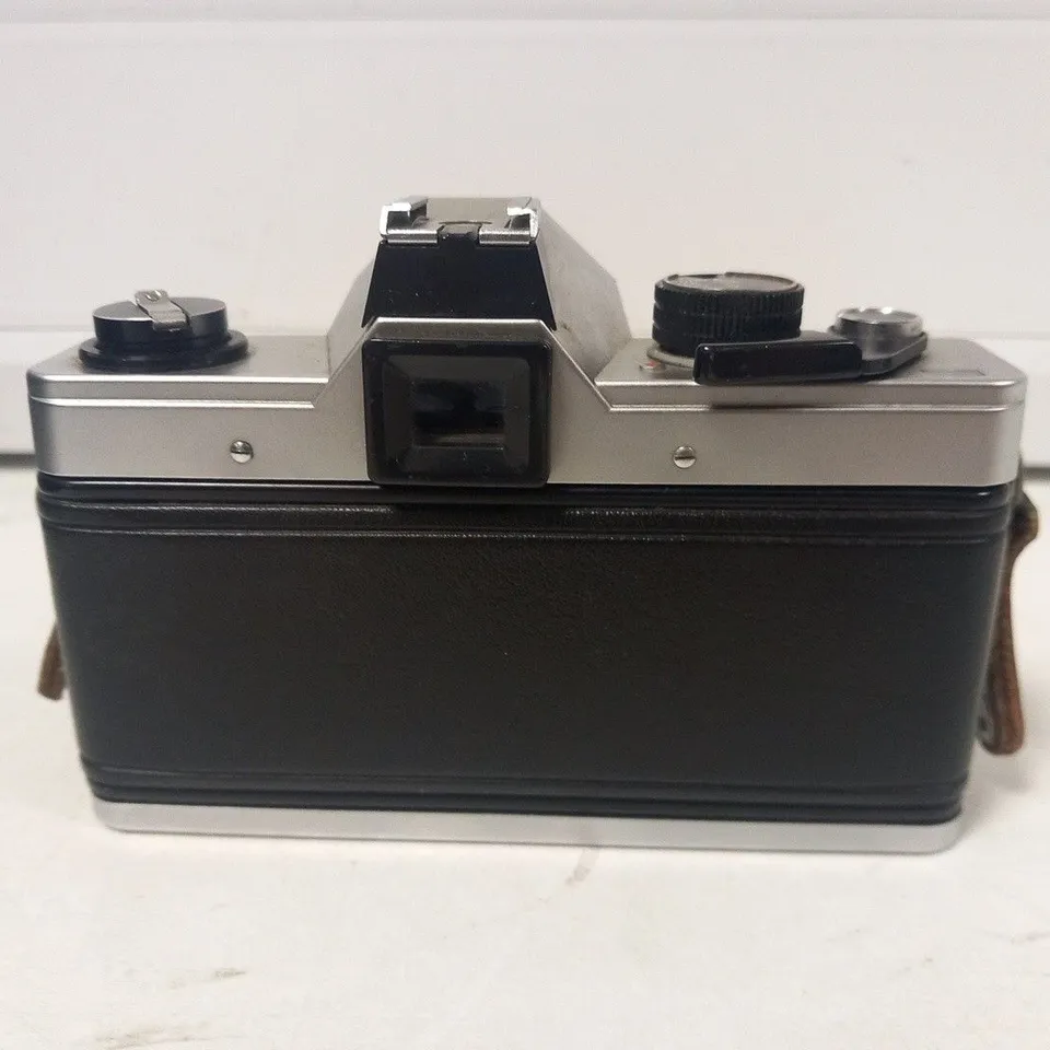 PRAKTICA TL 3 CAMERA