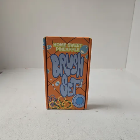 MADE BY MITCHELL X SPONGBOB SQUAREPANTS BRUSH SET BOXED