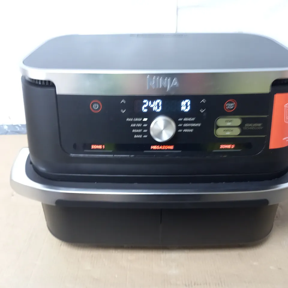 NINJA 10.4L FOODI FLEXDRAWER DUAL AIR FRYER IN BLACK AF500UK
