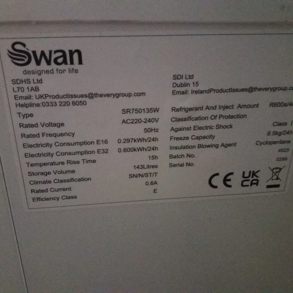 SWAN SR750135W 143L, 85CM TALL  CHEST FREEZER - WHITE