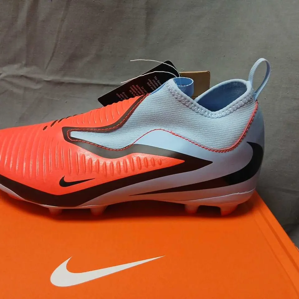 NIKE JR PHANTOM 6 HIGH ACADEMY FG/MG FOOTBALL BOOTS – UK 4.5 (EU 37.5)
