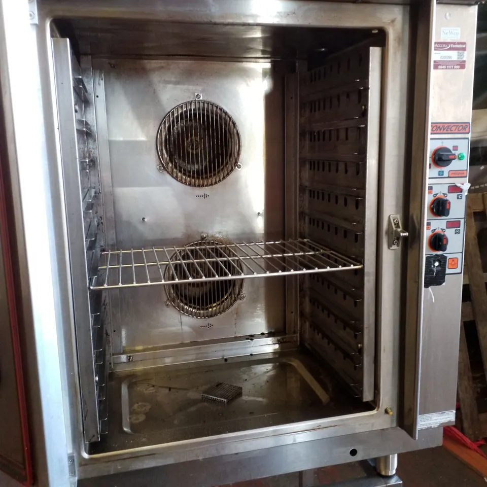 CONVECTOR 10 GRID ELECTRIC COMBI ON STAND