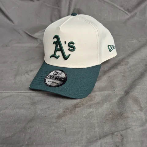 NEW ERA 940AF OAKATH BASEBALL CAP IN DARK GREEN ONE SIZE