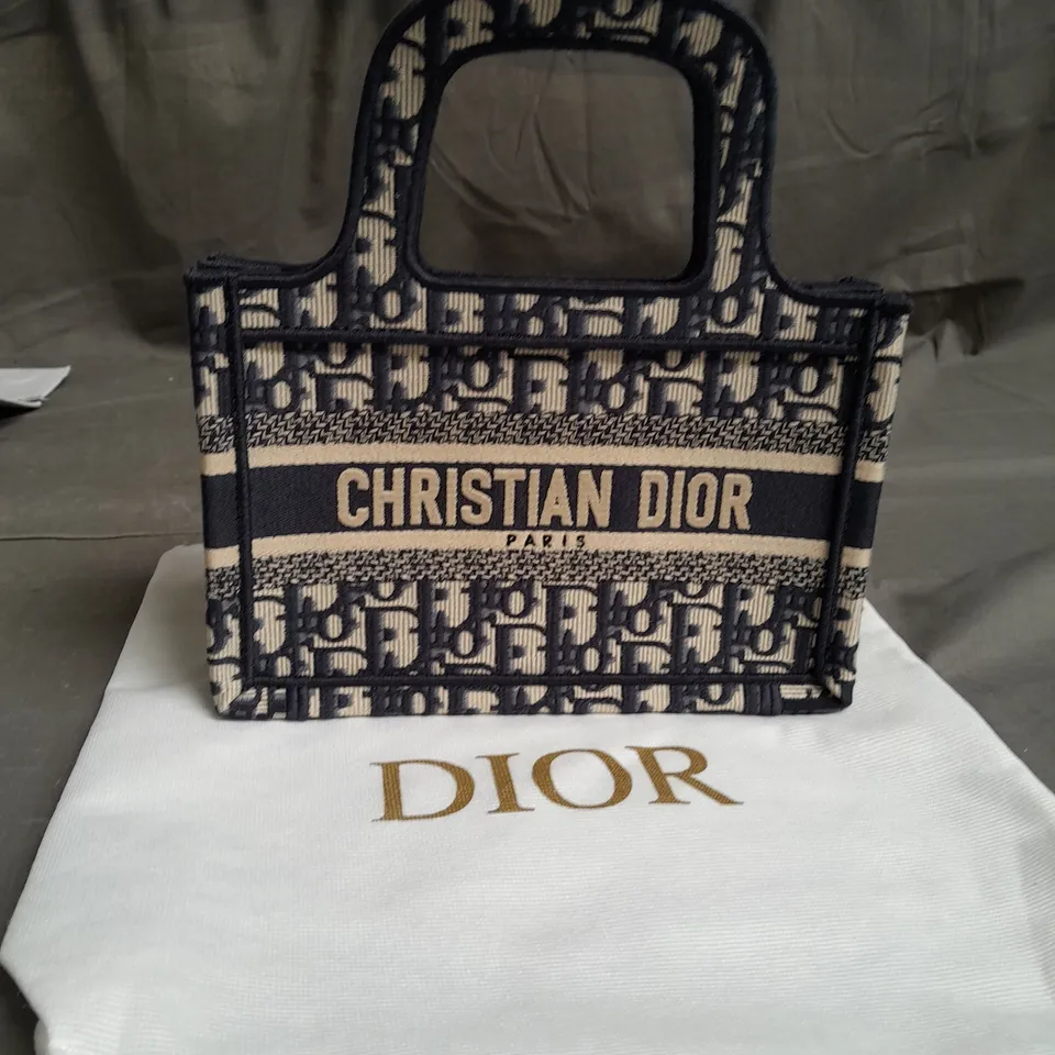 CHRISTIAN DIOR SMALL TOTE BAG 