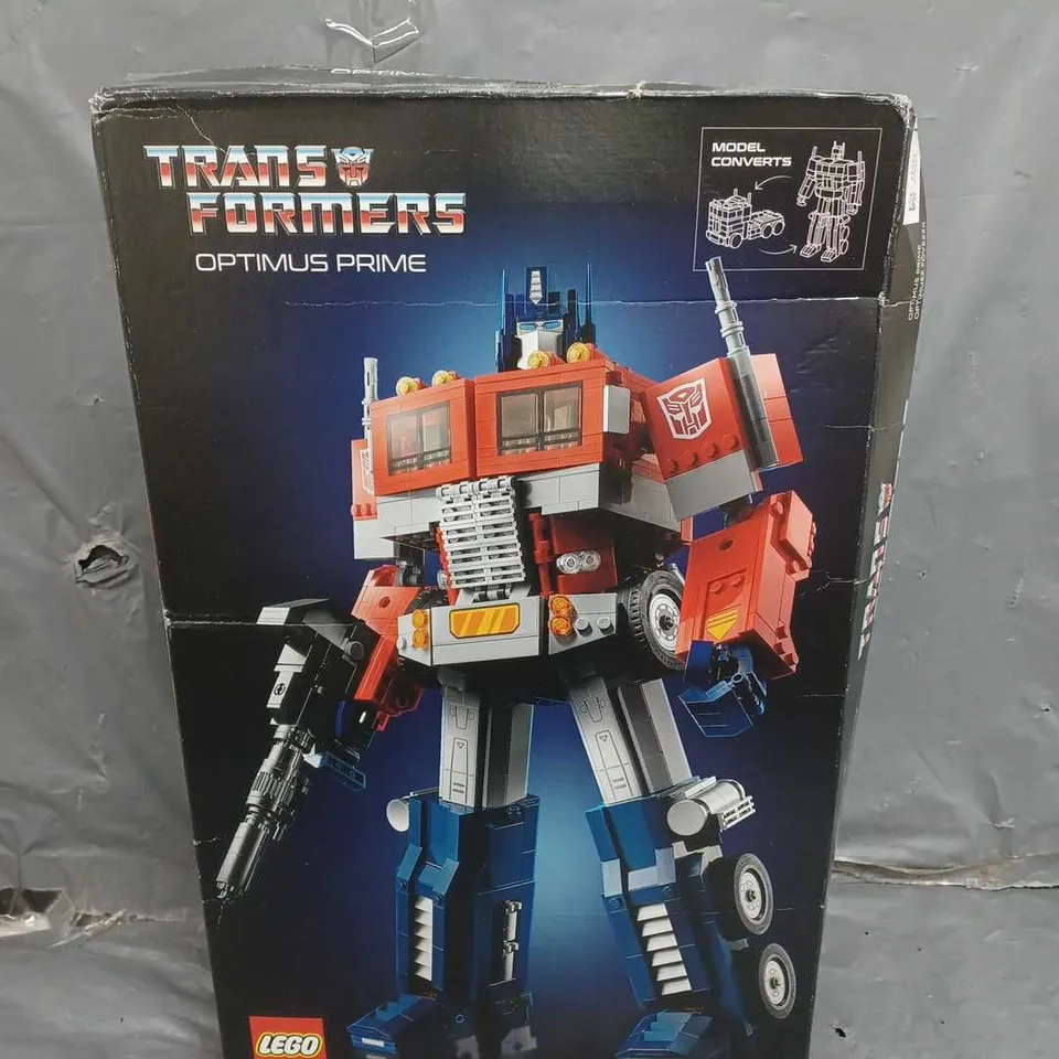 BOXED LEGO TRANSFORMERS OPTIMUS PRIME 10302 RRP £149