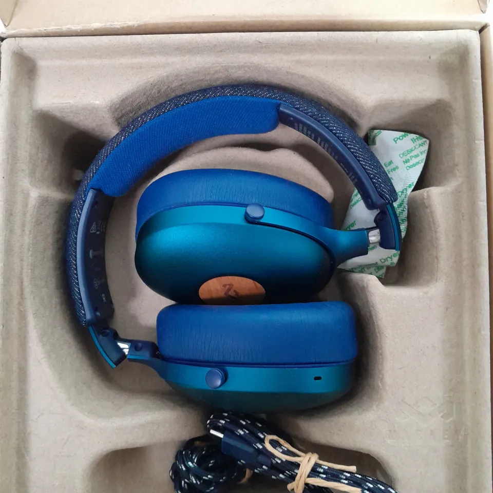 BOXED HOUSE OF MARLEY POSITIVE VIBRATION XL BLUETOOTH HEADPHONES - EM-JH141-BL