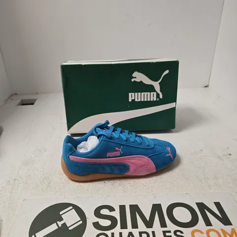 PUMA SPEEDCAT OG TRAINERS – UK 5 (EU 38) TROPICAL BLUE WITH PINK ACCENTS