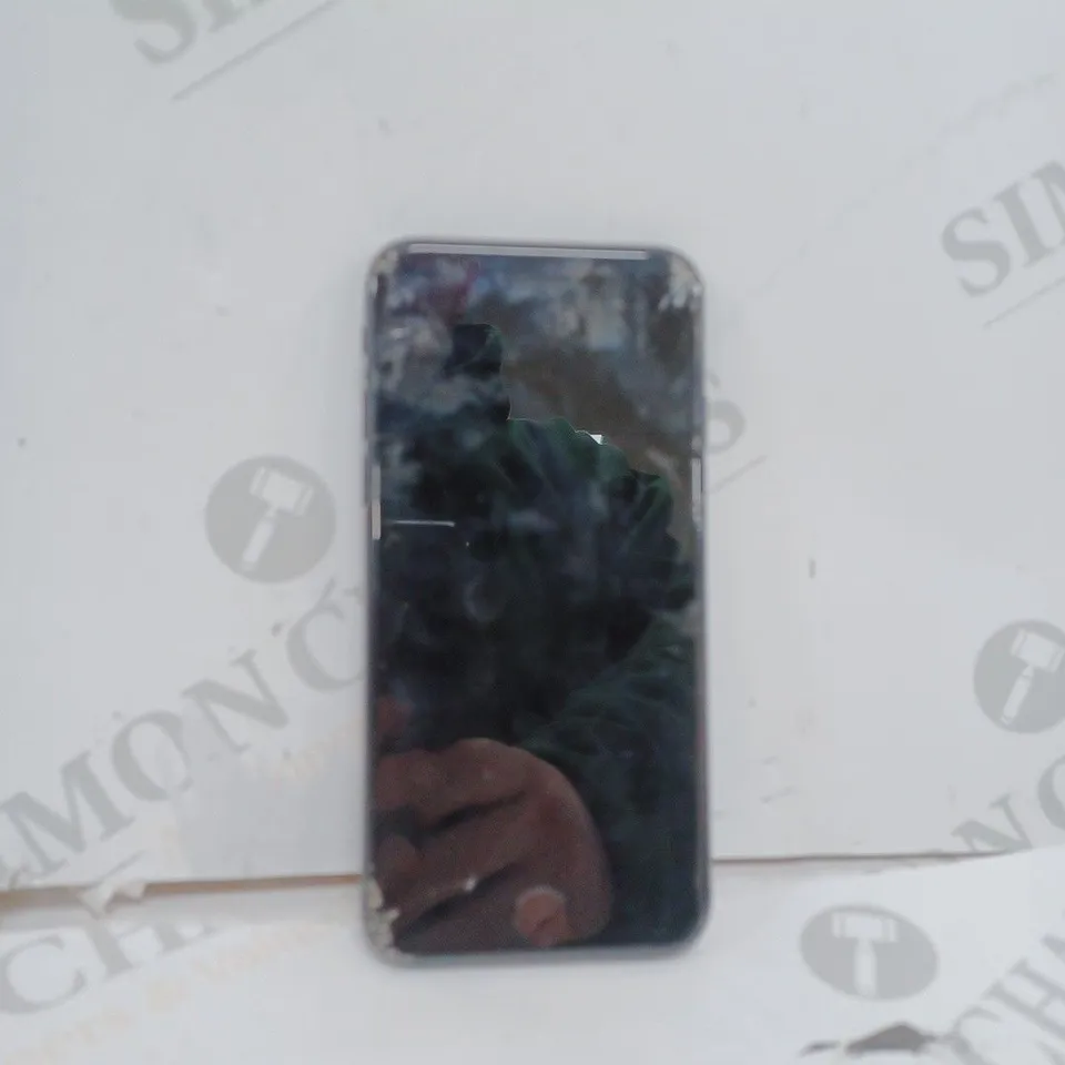 UNBOXED APPLE IPHONE 8 IN BLACK 