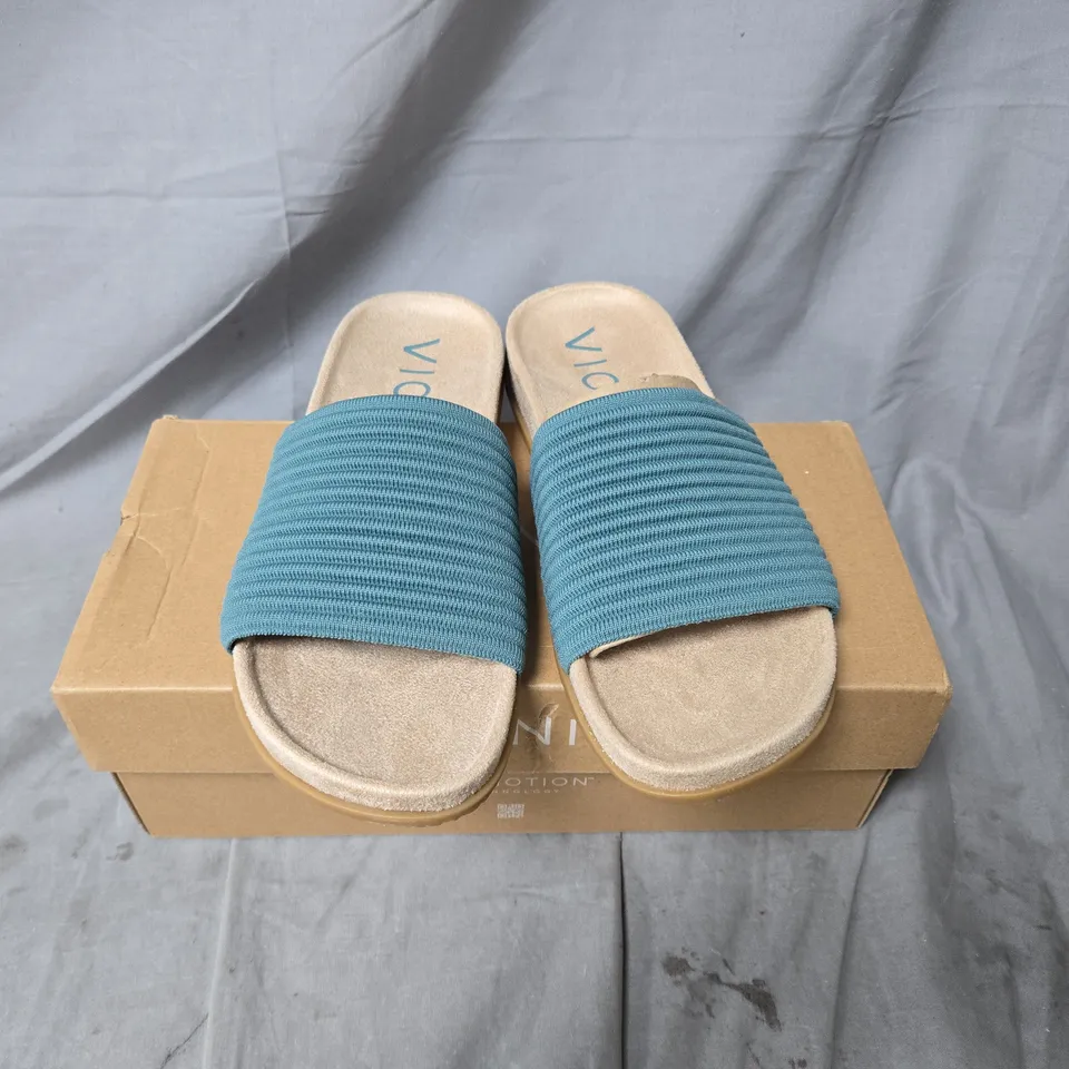 BOXED VIONIC EVIE KNIT SLIDE SANDALS – BLUE, UK SIZE 7