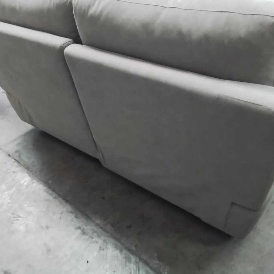 QUALITY ITALIAN DESIGNER PATRIZIO POWER RECLINING TWO SEATER SOFA FAWN FABRIC