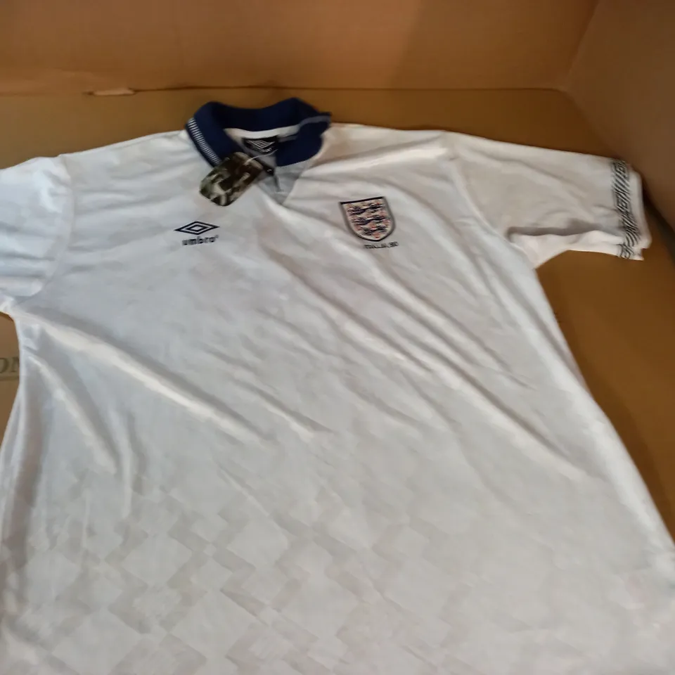 ENGLAND ITALIA 90 FOOTBALL JERSEY IN WHITE - XXL
