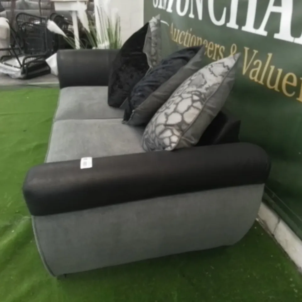 DESIGNER GREY AND BLACK FABRIC THREE SEATER SOFA ON METAL BAR FEET WITH SCATTER BACK CUSHIONS 