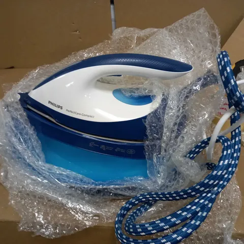 PHILIPS PERFECT CARE COMPACT