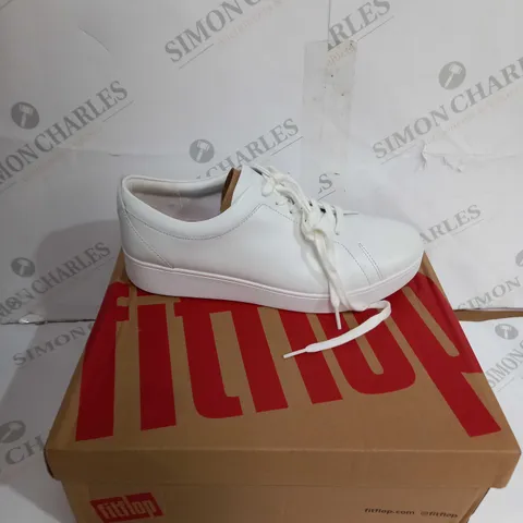 BOXED PAIR OFF FITFLOP RALLY SNEAKER URBAN WHITE UK 7