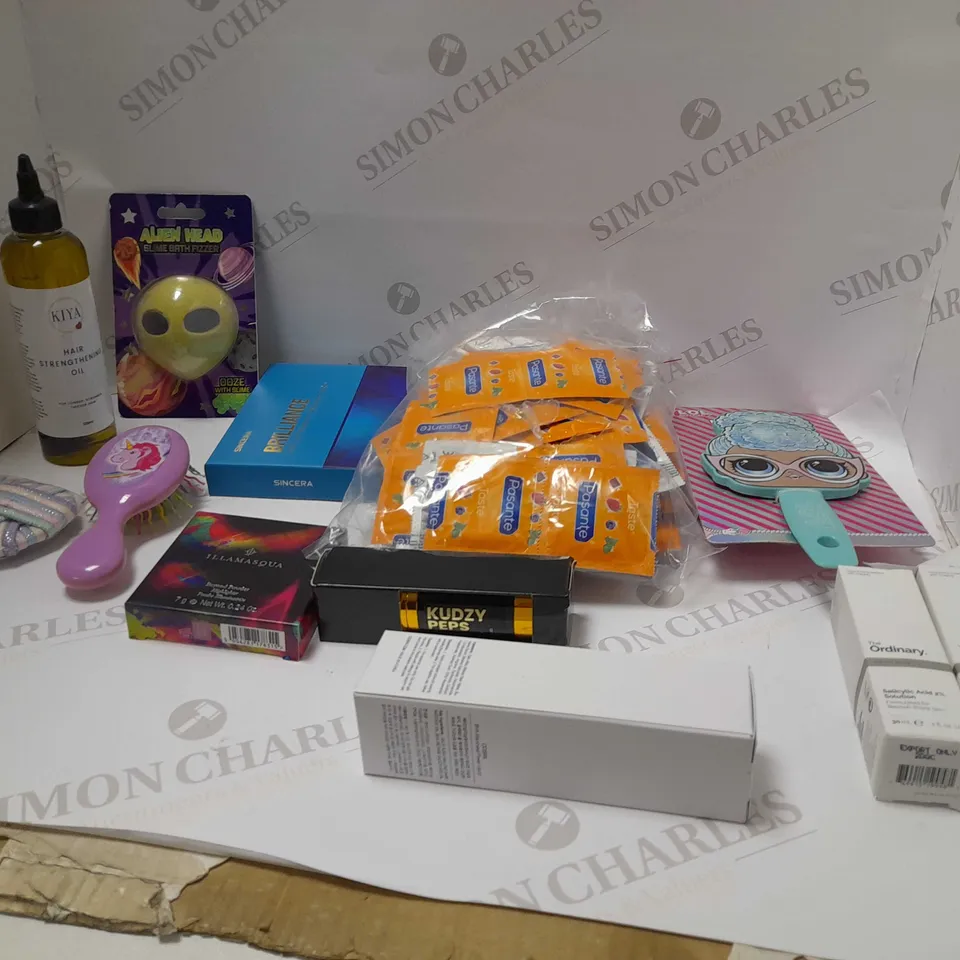 BOX OF APPROX 20 ASSORTED COSMETIC ITEMS TO INCLUDE CONDOMS, BATH BOMBS AND CREAMS