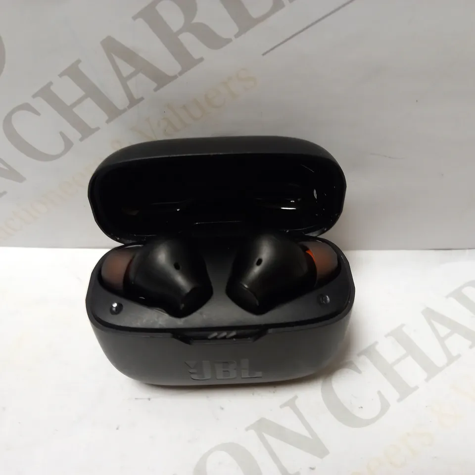 JBL TUNE 230NC TWS IN-EAR HEADPHONES