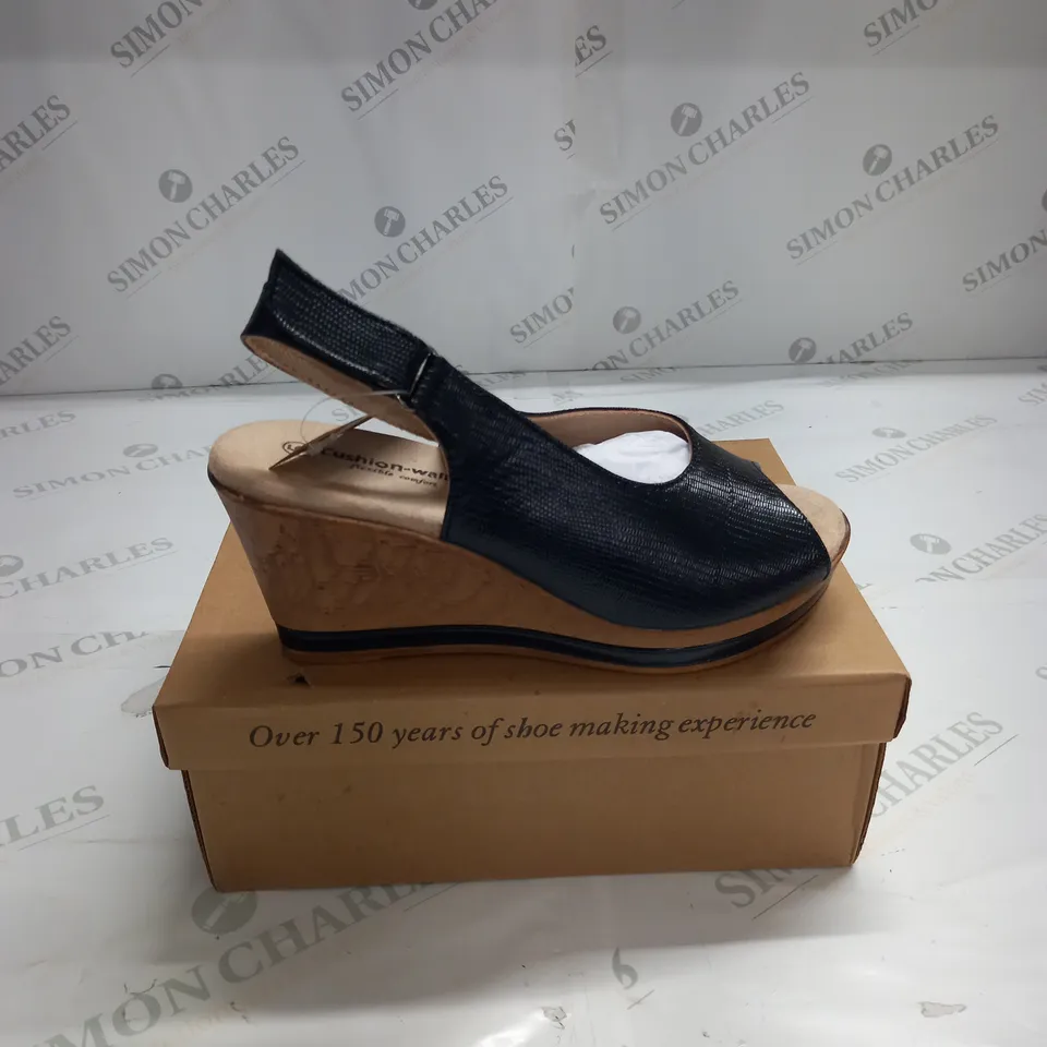 BOXED PAIR OF CUSHION WALK BLACK STRAPPY WEDGE HEELED SHOES - SIZE 5