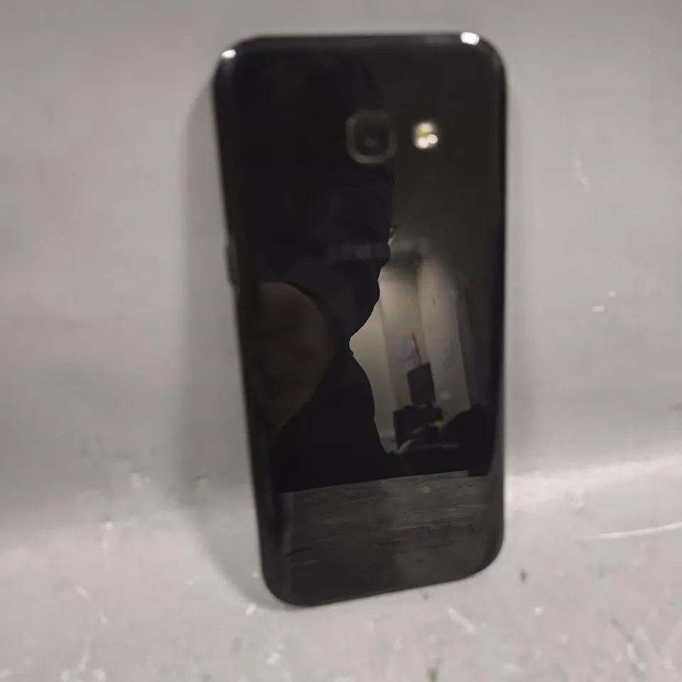 SAMSUNG GALAXY MOBILE PHONE  - MODEL UNSPECIFIED