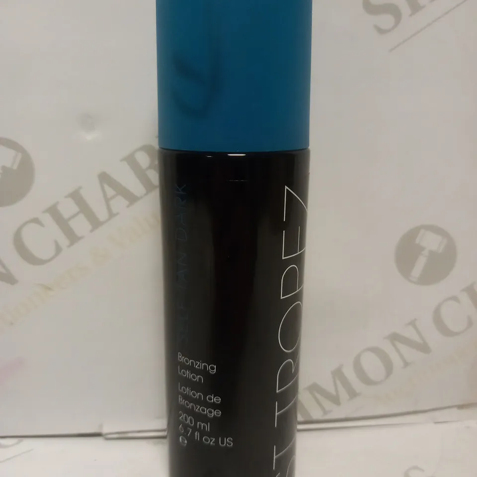 BOX OF APPROX 11 ST. TROPEZ SELF TAN DARK BRONZING LOTION 200ML