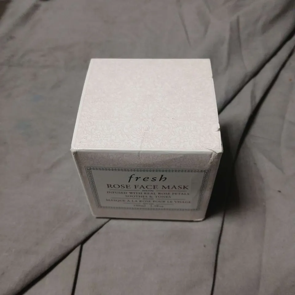 FRESH ROSE FACE MASK – INFUSED WITH REAL ROSE PETALS, SOOTHES & TONES (100 ML)