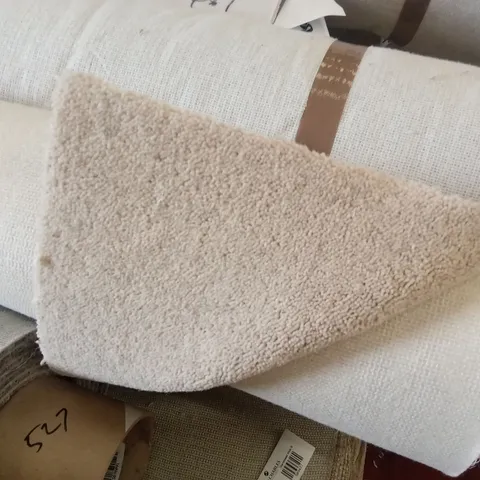 ROLL OF QUALITY LINGDALE MALHAM CARPET // APPROX SIZE: 2 x 5m