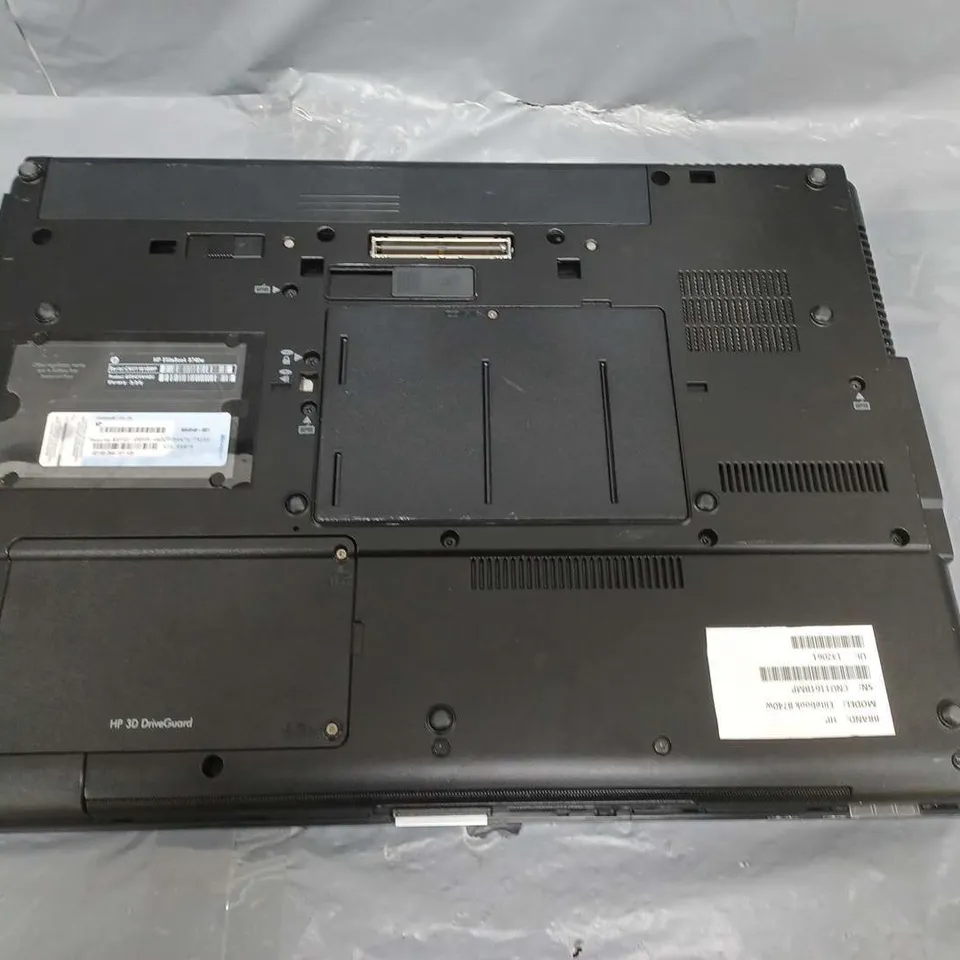 HP ELITEBOOK 8740W 15 INCH  I7-820QM @ 1.73GHZ