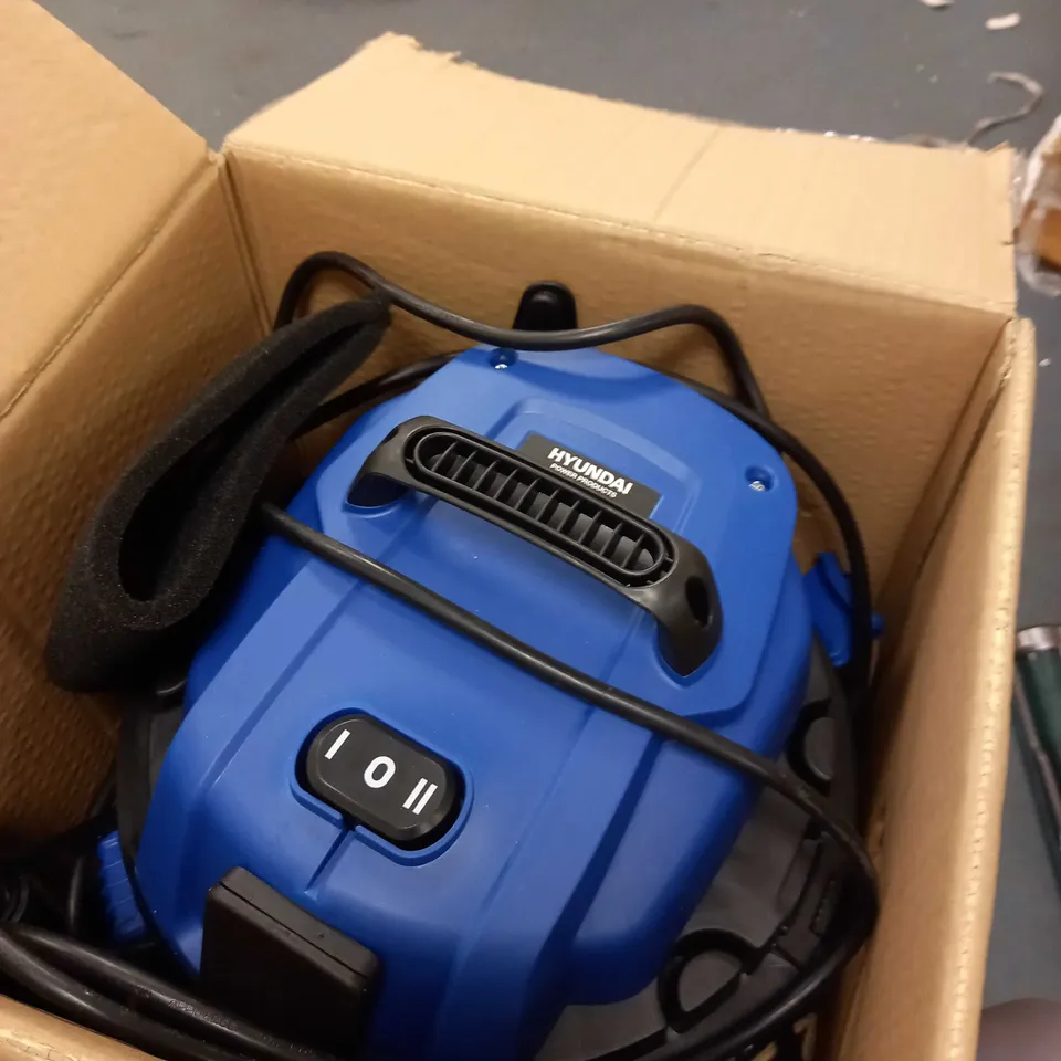 HYUNDAI WET AND DRY VACUUM CLEANER 30L 1400W INDUSTRIAL VACUUM CLEANER